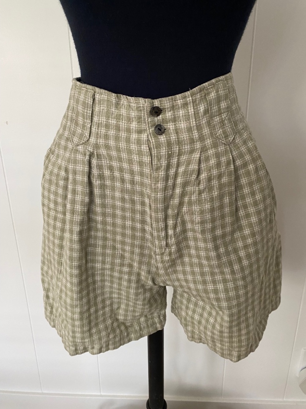 Honors Brand 1990's Vintage Linen Shorts, size 4